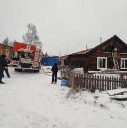 28 октября в городском поселке Северо-Енисейский произошло возгорание в трёхквартирном деревянном доме. 