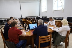 Губернатор края Александр Усс провел совещание по подготовке к пожароопасному периоду